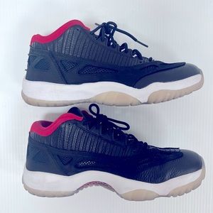 Jordan mid black red